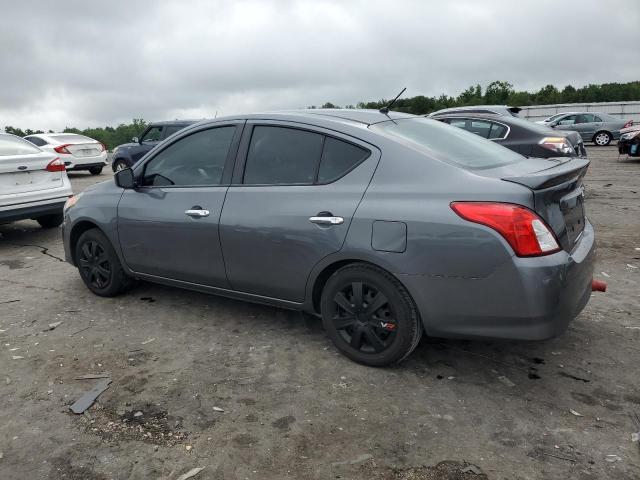 3N1CN7AP0JL880241 - 2018 NISSAN VERSA S CHARCOAL photo 2