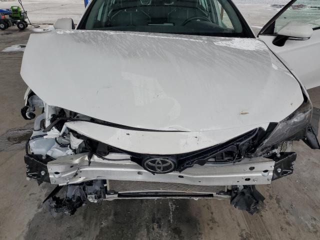 4T1G11AK4PU762358 - 2023 TOYOTA CAMRY SE NIGHT SHADE WHITE photo 11