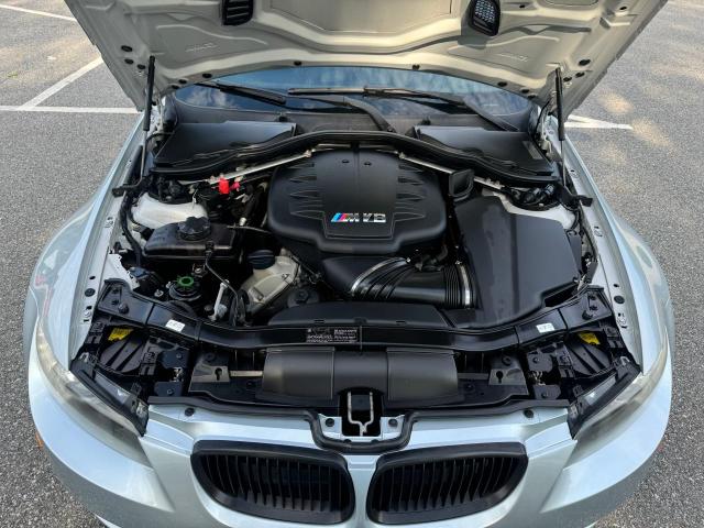 WBSKG9C52BE368243 - 2011 BMW M3 GRAY photo 7