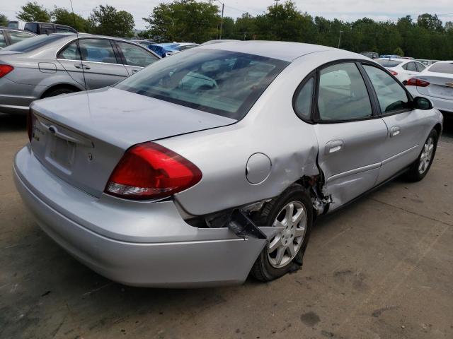 1FAFP56U06A210006 - 2006 FORD TAURUS SEL SILVER photo 3