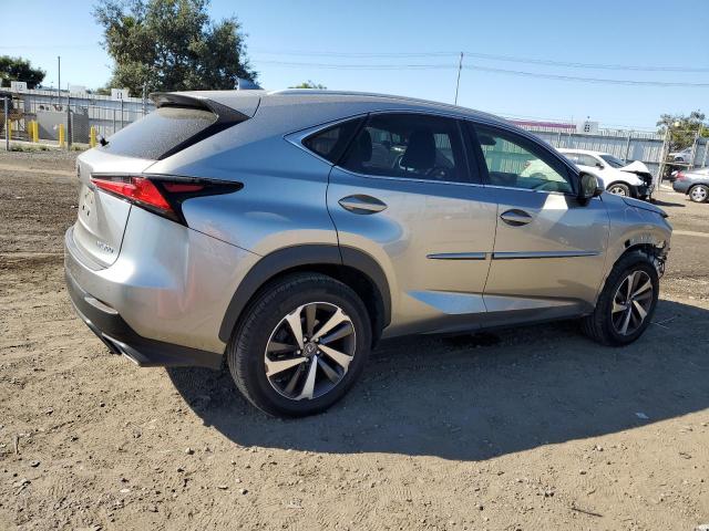 JTJYARBZ4K2121795 - 2019 LEXUS NX 300 BASE Gümüş foto 3