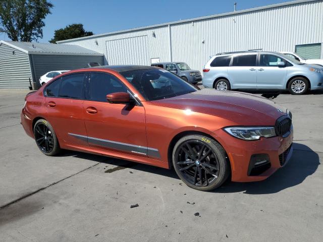 WBA5R7C0XLFH55626 - 2020 BMW 330XI ORANGE photo 4