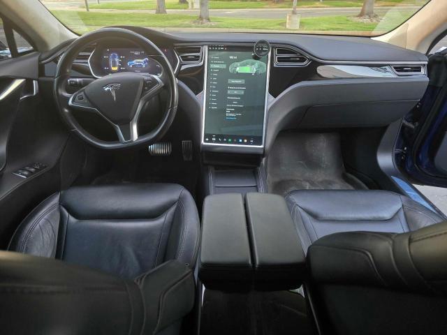 5YJSA1E28FF112321 - 2015 TESLA MODEL S ლურჯი ფოტო 9