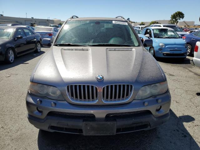 5UXFB53594LV03134 - 2004 BMW X5 4.4I GRAY photo 5