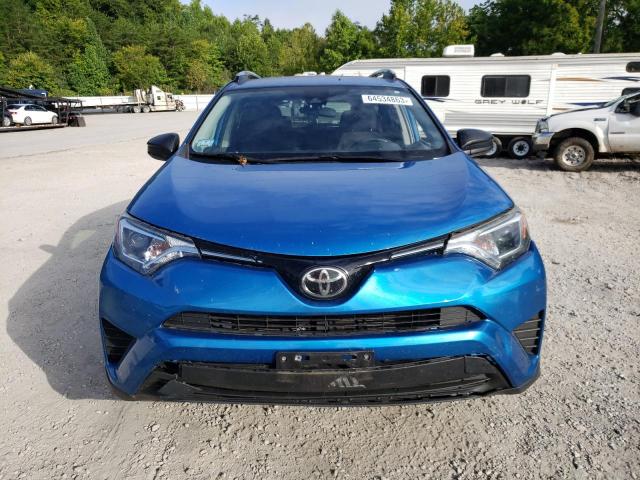 JTMBFREV5HJ135447 - 2017 TOYOTA RAV4 LE BLUE photo 5