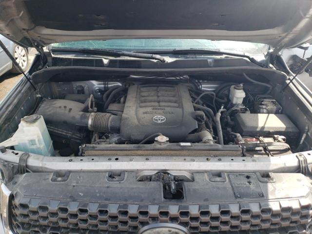 5TFUY5F12JX729942 - 2018 TOYOTA TUNDRA DOUBLE CAB SR/SR5 SILVER photo 11