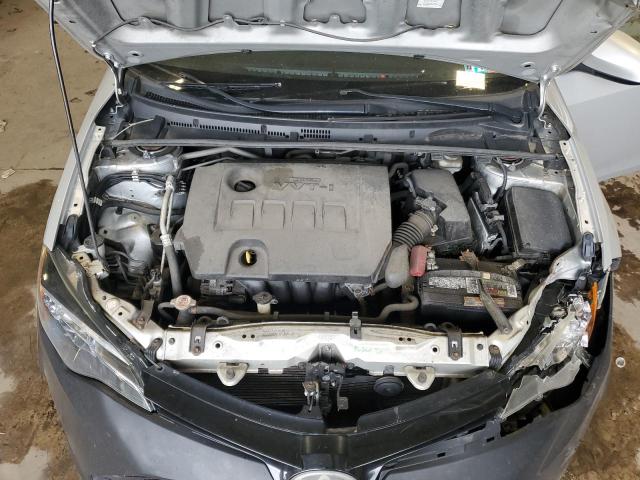 2T1BURHE0JC968091 - 2018 TOYOTA COROLLA L 银色 照片 11