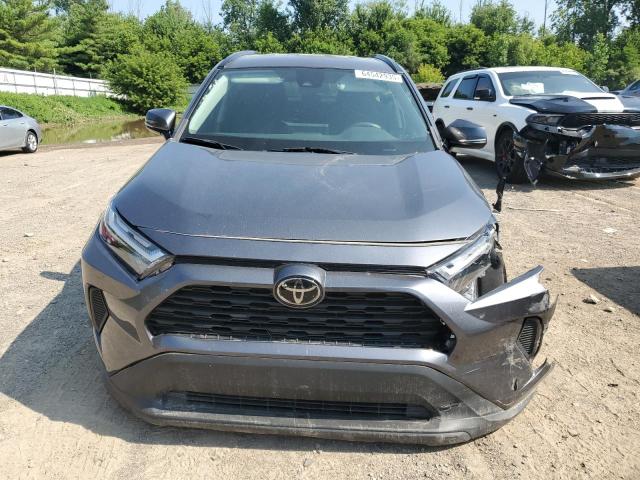 2T3P1RFV1NW271722 - 2022 TOYOTA RAV4 XLE GRAY photo 5