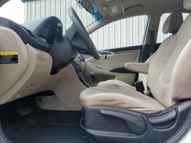 KMHCT4AE2GU943365 - 2016 HYUNDAI ACCENT SE WHITE photo 7