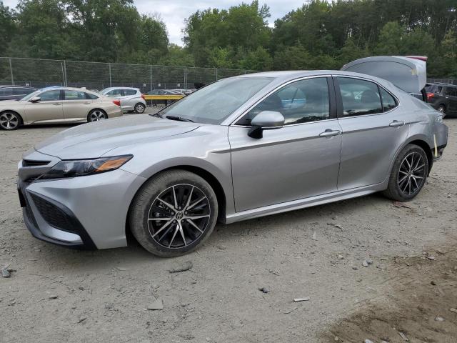 4T1G11AK4PU772288 - 2023 TOYOTA CAMRY SE NIGHT SHADE SILVER photo 1