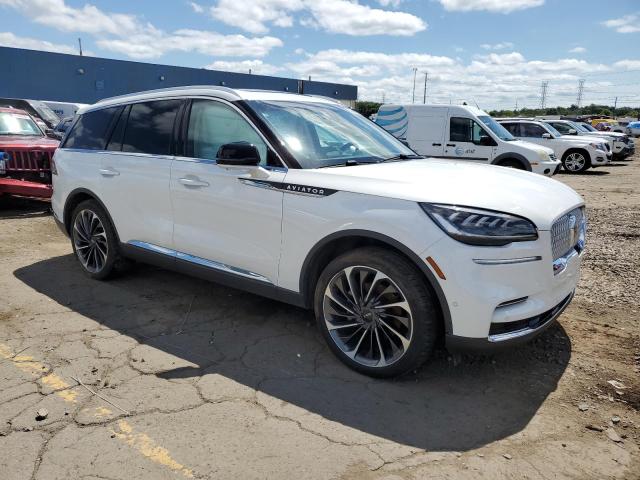 5LM5J7XC2PGL31362 - 2023 LINCOLN AVIATOR RESERVE WHITE photo 4