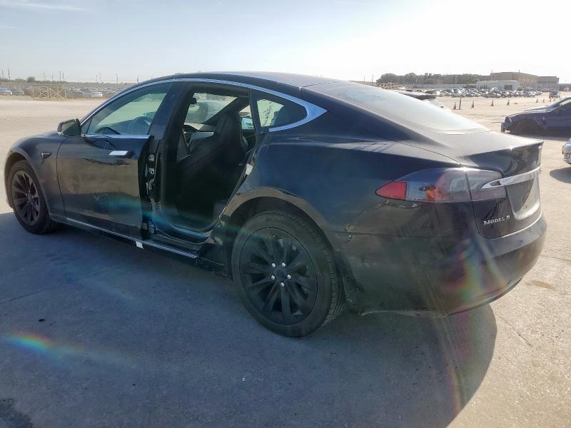 5YJSA1E2XJF261693 - 2018 TESLA MODEL S 黑色 照片 2