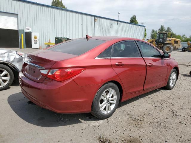 5NPEB4AC7BH138169 - 2011 HYUNDAI SONATA GLS RED photo 3