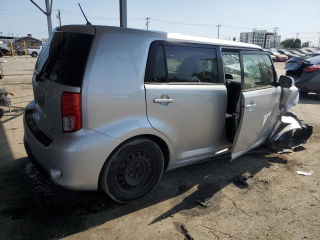 JTLZE4FE4FJ077397 - 2015 TOYOTA SCION XB SILVER photo 3
