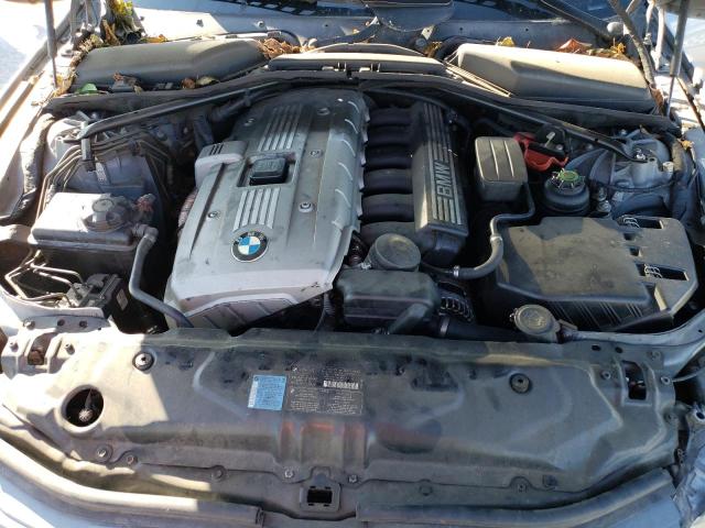 WBANE73537CM51887 - 2007 BMW 1 SERIES I SILVER photo 11