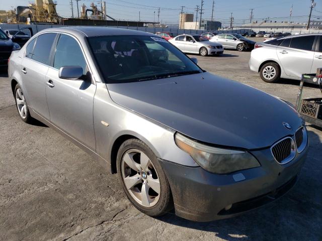 WBANE73537CM51887 - 2007 BMW 1 SERIES I SILVER photo 4