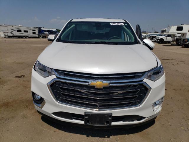 1GNERKKW5LJ170501 - 2020 CHEVROLET TRAVERSE PREMIER WHITE photo 5