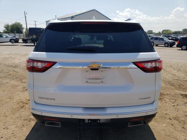 1GNERKKW5LJ170501 - 2020 CHEVROLET TRAVERSE PREMIER WHITE photo 6