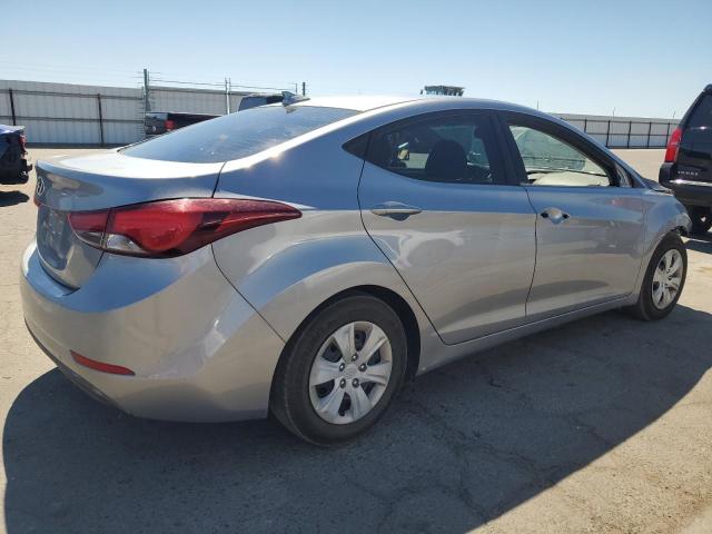 5NPDH4AE9GH770366 - 2016 HYUNDAI ELANTRA SE SILVER photo 3