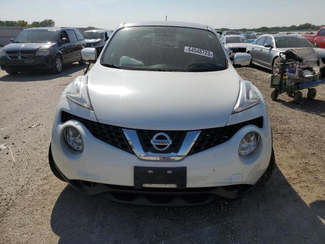 JN8AF5MV1FT552592 - 2015 NISSAN JUKE S WHITE photo 5