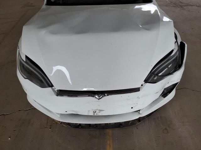 5YJSA1E28GF144302 - 2016 TESLA MODEL S Սպիտակ լուսանկար 11