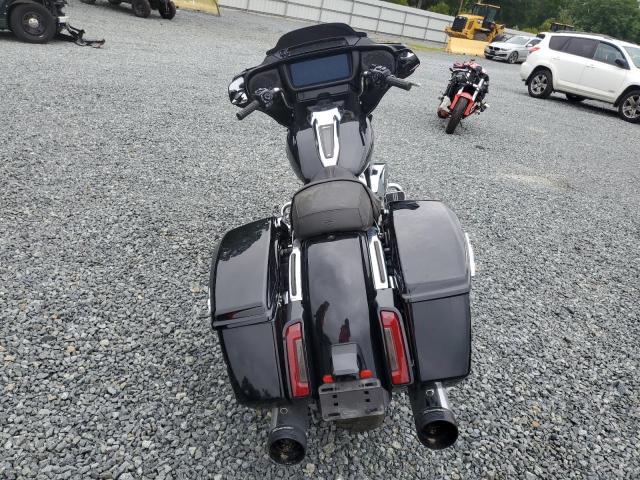 1HD1KB713RB650479 - 2024 HARLEY-DAVIDSON FLHX 黑色 照片 4