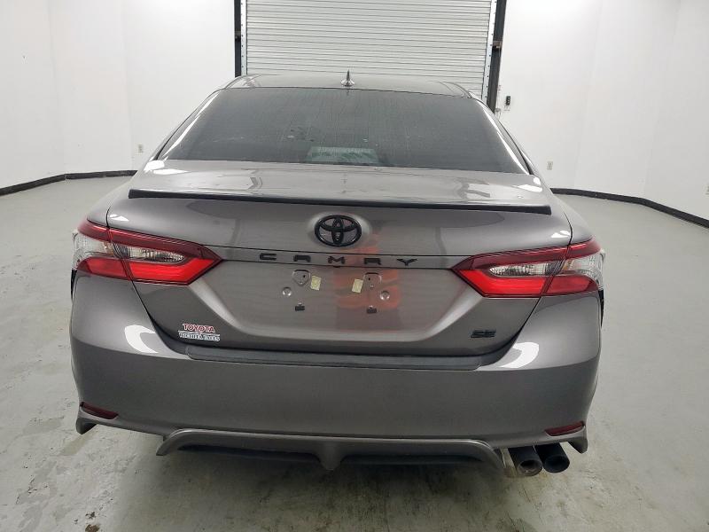 4T1G11AK1RU244498 - 2024 TOYOTA CAMRY SE NIGHT SHADE GRAY photo 6