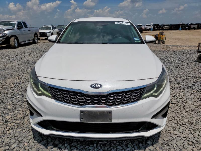 5XXGT4L31KG374928 - 2019 KIA OPTIMA LX WHITE photo 5