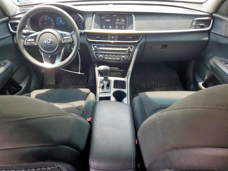 5XXGT4L31KG374928 - 2019 KIA OPTIMA LX WHITE photo 8