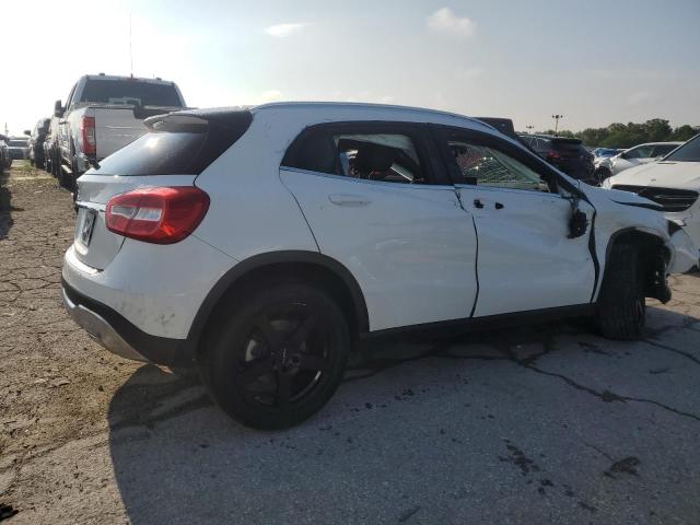 WDCTG4EB9LJ656569 - 2020 MERCEDES-BENZ GLA 250 WHITE photo 3