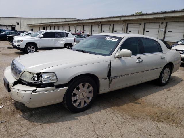 2004 LINCOLN TOWN CAR ULTIMATE, 