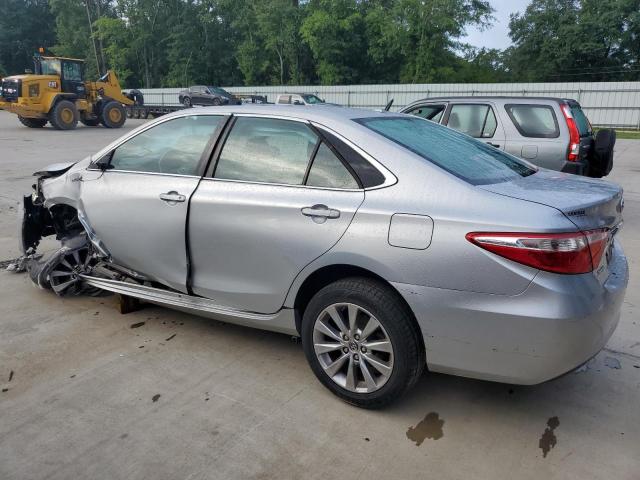 4T1BD1FK1FU170747 - 2015 TOYOTA CAMRY HYBRID SILVER photo 2