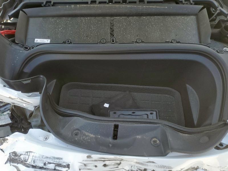 7SAYGAEE4RF058784 - 2024 TESLA MODEL Y თეთრი ფოტო 11