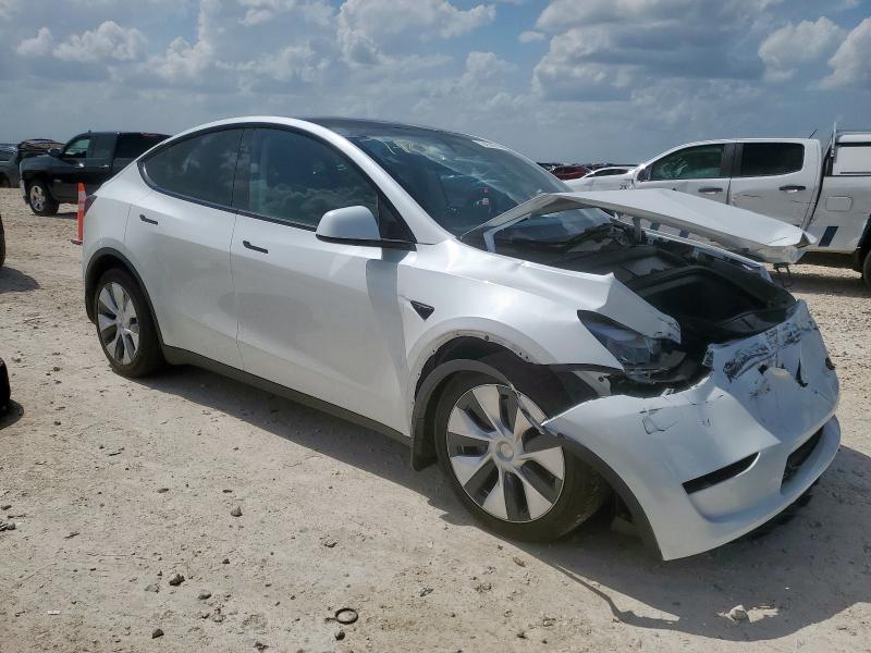 7SAYGAEE4RF058784 - 2024 TESLA MODEL Y თეთრი ფოტო 4