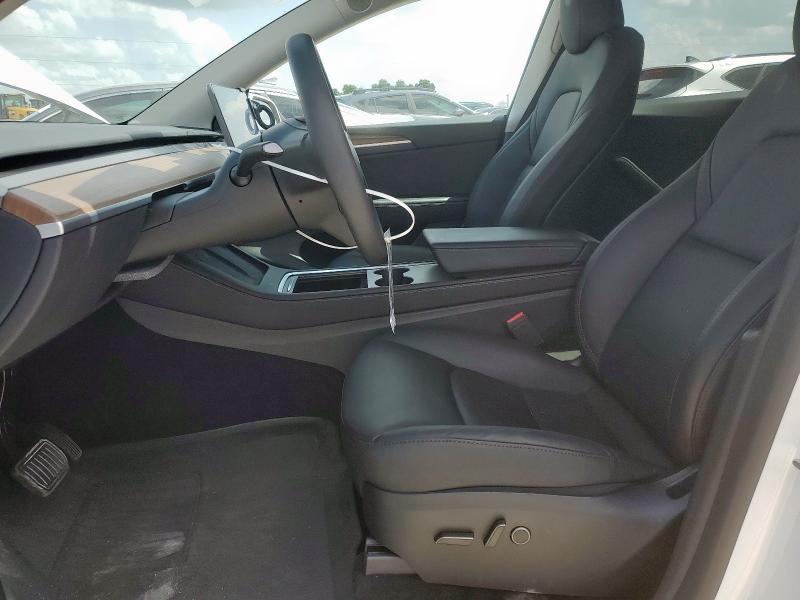 7SAYGAEE4RF058784 - 2024 TESLA MODEL Y თეთრი ფოტო 7