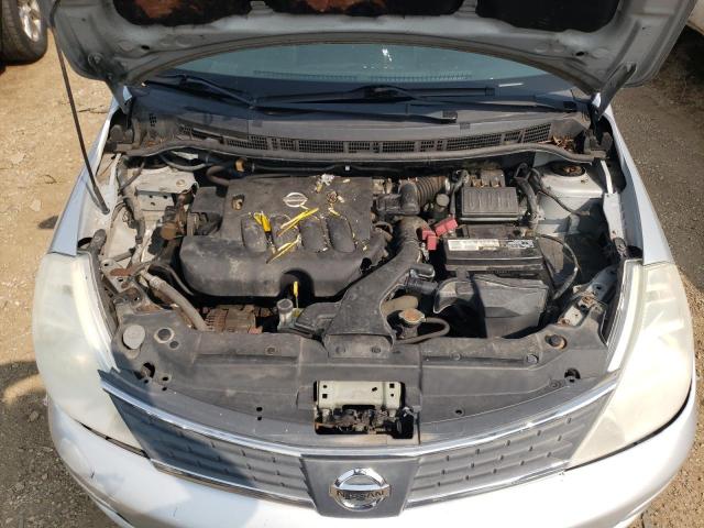 3N1BC13E19L450692 - 2009 NISSAN VERSA S SILVER photo 11