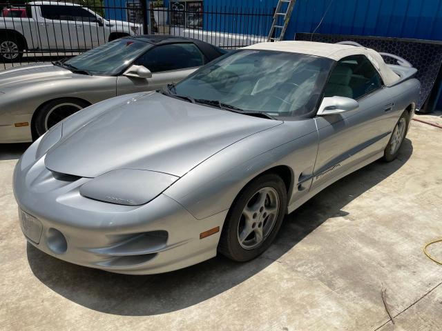 2G2FV32G6W2219824 - 1998 PONTIAC FIREBIRD TRANS AM SILVER photo 2