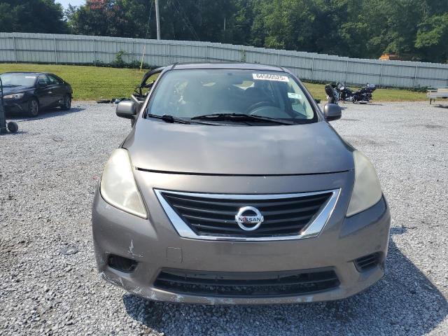 3N1CN7APXCL878600 - 2012 NISSAN VERSA S GRAY photo 5