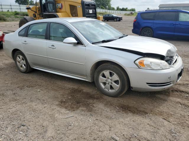 2G1WB5EK8A1265145 - 2010 CHEVROLET IMPALA LT SILVER photo 4