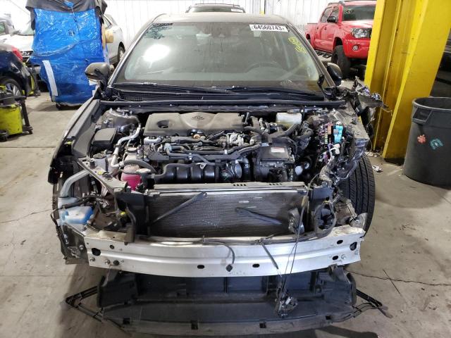 4T1F31AKXLU529519 - 2020 TOYOTA CAMRY XLE GRAY photo 5