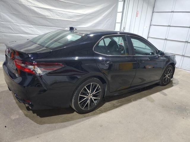 4T1T11BK2PU101120 - 2023 TOYOTA CAMRY SE NIGHT SHADE BLACK photo 3