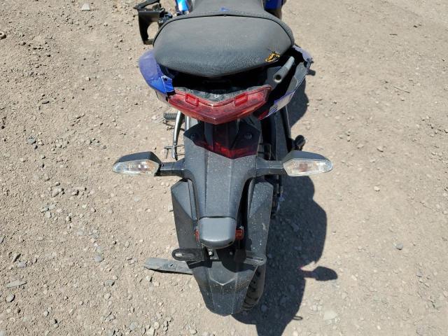 JKAEXEE1XDDA13575 - 2013 KAWASAKI EX650 E 蓝色 照片 6