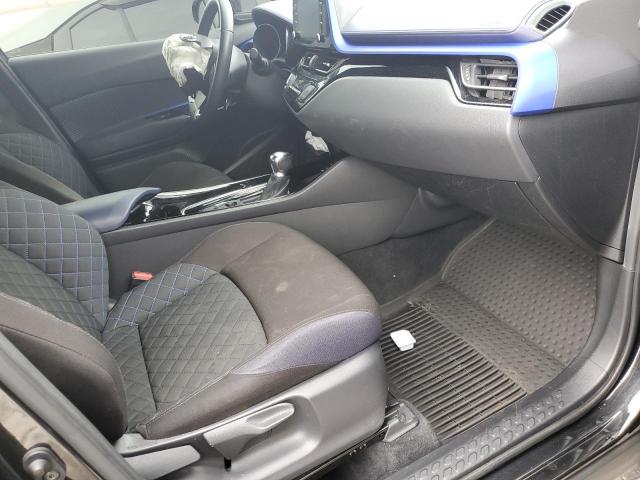 JTNKHMBX1L1065047 - 2020 TOYOTA C-HR XLE 黑色 照片 7