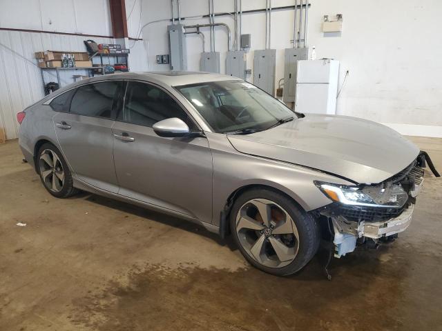 1HGCV2F94JA054169 - 2018 HONDA ACCORD TOURING SILVER photo 4