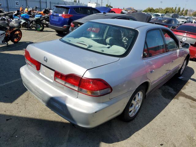 JHMCG66872C019427 - 2002 HONDA ACCORD EX SILVER photo 3