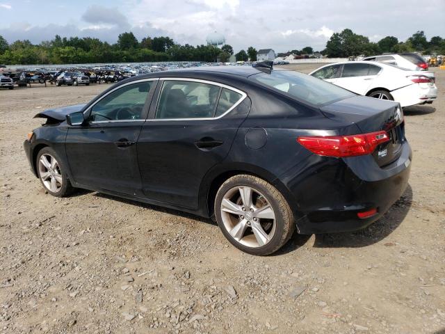 19VDE1F74DE004152 - 2013 ACURA ILX 20 TECH BLACK photo 2