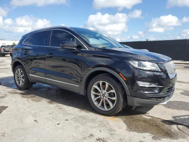 5LMCJ2C97KUL04205 - 2019 LINCOLN MKC SELECT Սև լուսանկար 4