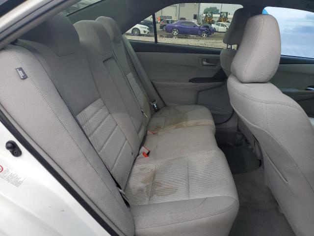 4T4BF1FK1FR506476 - 2015 TOYOTA CAMRY LE თეთრი ფოტო 10