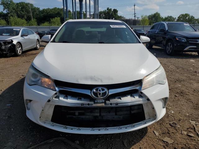 4T4BF1FK1FR506476 - 2015 TOYOTA CAMRY LE თეთრი ფოტო 5