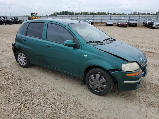 KL1TD62695B417559 - 2005 CHEVROLET AVEO BASE GREEN photo 4